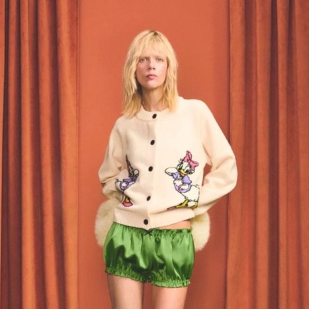 Zara Disney Daisy Duck Wool Cardigan - Picture 2 of 10